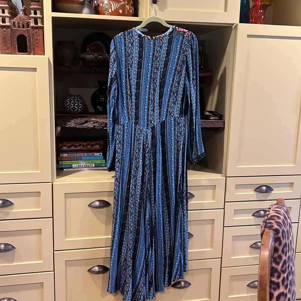 Aratta blue velvet embroidered hi-lo dress. 19” pit to pit - Picture 3 of 5